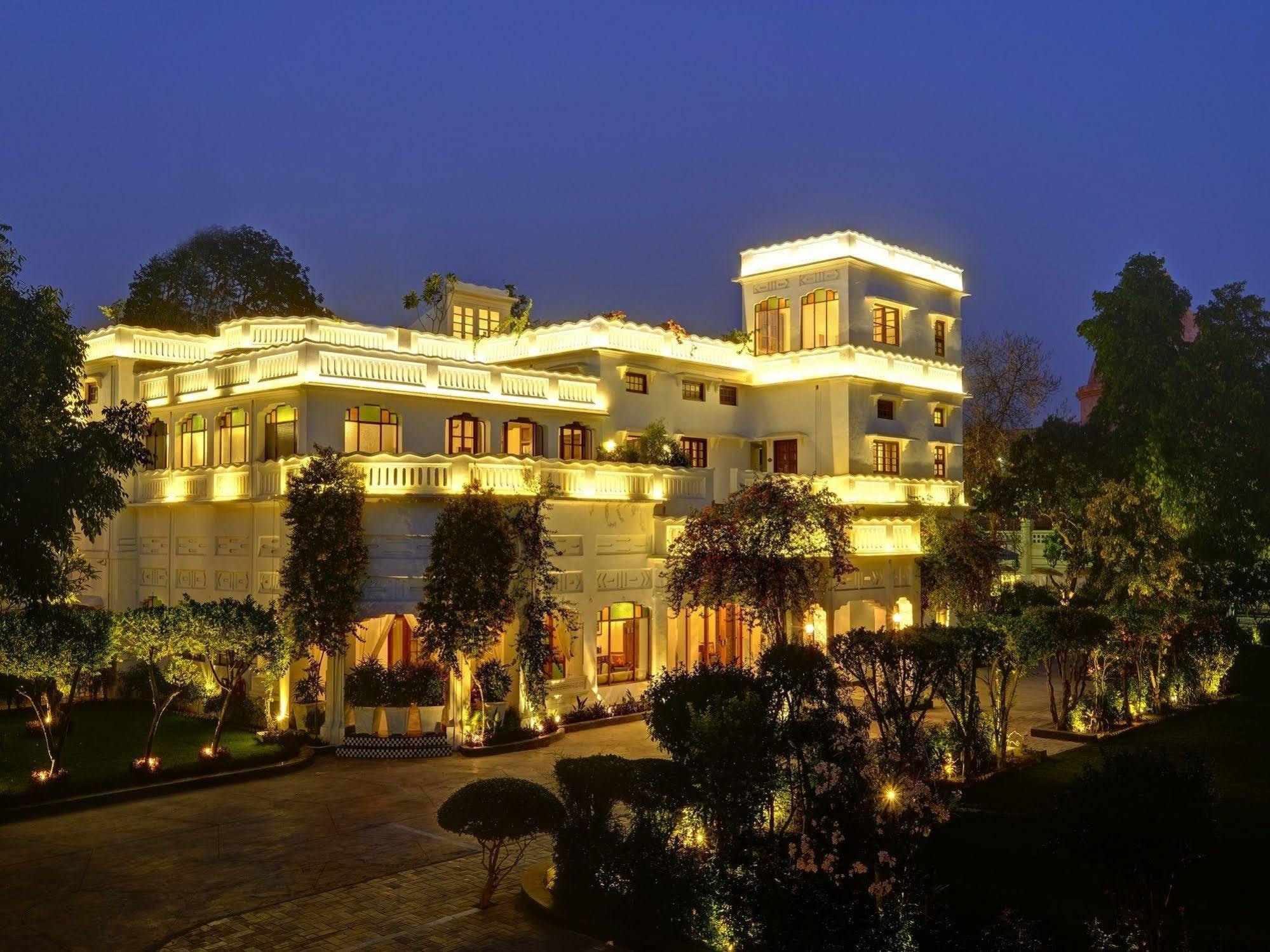 Saraca Hotel Lucknow Exterior photo